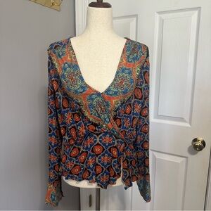 Free People Bright Boho Long Sleeve Asymmetrical Hem Top Size L